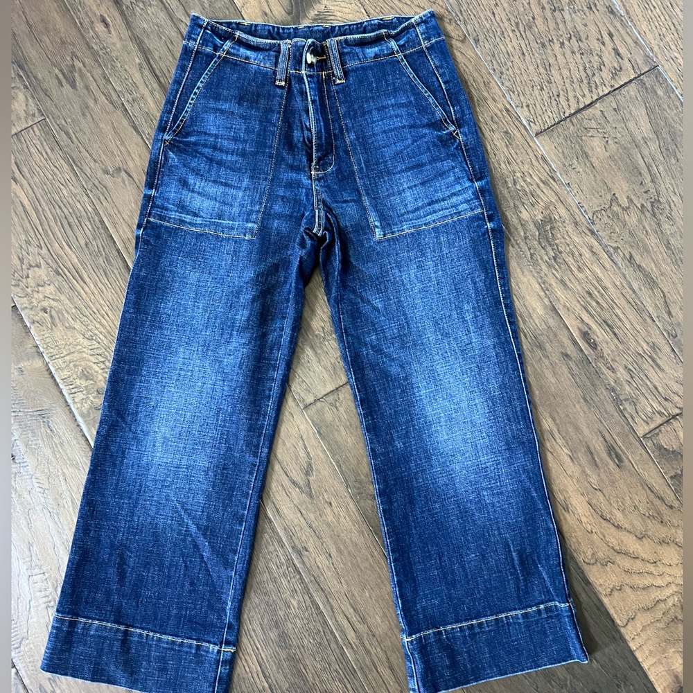 Cabi Cropped Dark Wash Jeans